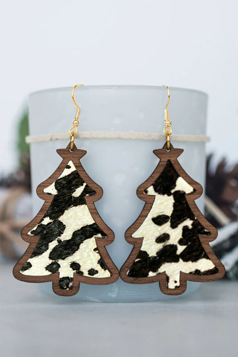 Aveuri-Black Friday Cyber ??Monday Christmas Black Cow Spots Christmas Tree Dangle Earrings