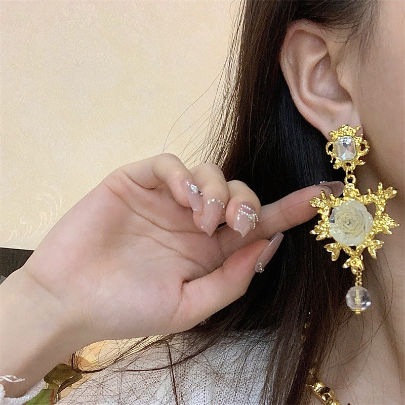 gold Heavy Industry Golden Necklace Design Clavicle Chain Mid-Ancient Necklace Lovely Flower Earrings Women's Suit