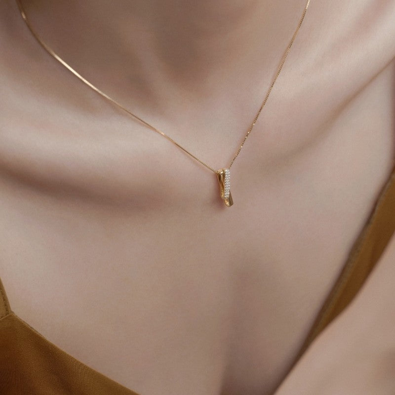 calico hair Christmas Thanksgiving Gifts Black Friday Simple Elegant Geometric Line Necklace Female Niche Design High-Grade Light Luxury Clavicle Chain Pendant