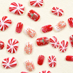 24Pcs Short Christmas Press on Nail Tong Gingerbread Man Fake Nails For Women&Girl Patch Candy Cane House False Nail