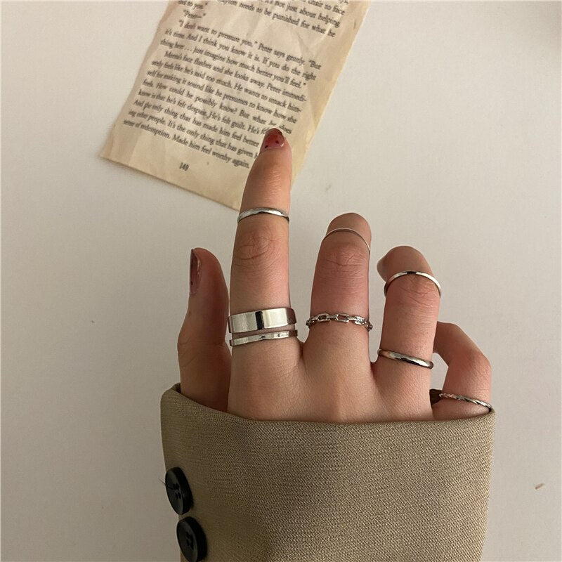 LATS Punk Gold Wide Chain Rings Set for Women Girls Fashion Irregular Finger Thin Ring 2023 Female Trendy Jewelry Party Gift