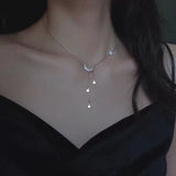 Aveuri Christmas Gift Fashion Link Chain Choker Necklaces for Women Moon Star Pendants Necklace Statement Jewelry dz819