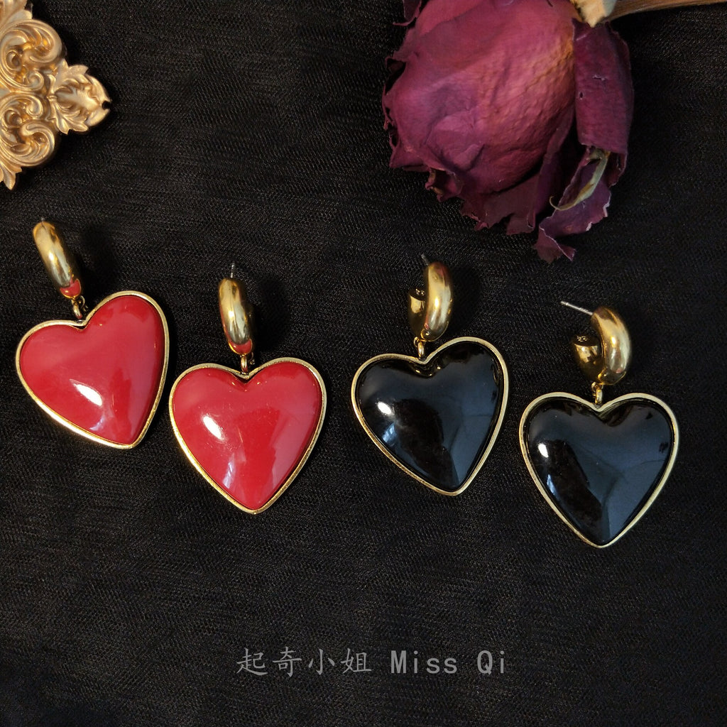 AVEURI 2023 Korean Vintage Big Red Black Heart Drop Earrings For Women New Personality Statement Earrings For Women Girls Party Brinco Bijou