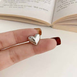 Aveuri Women New Korean Silver Color Love Heart Clip On Earrings For Girl Simple No Piercing Ear Cuff Wedding Aesthetic Jewelry Gift