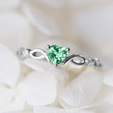 Aveuri Dainty Ring For Women Unique New Simple Love Heart Multicolor Zircon Gold Silver Color Gift Fashion Jewelry KAR385
