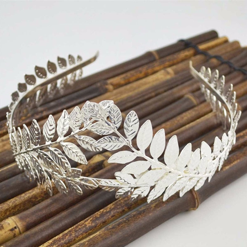 Aveuri Back to school Vintage Gold Leaf Tiara Crown Bridal Headpiece Head Jewelry Women Hairband Bridal Wedding Hair Jewelry Queen Party Accessories