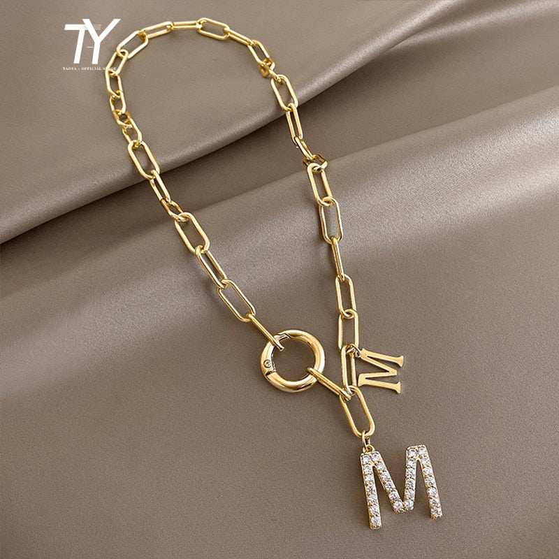 Aveuri Christmas Gift 2023 Punk Style Hip Hop Thick Chain Short Necklace For Woman M Letter Pendant Neck Chain Korean Fashion Jewelry Sweater Chain