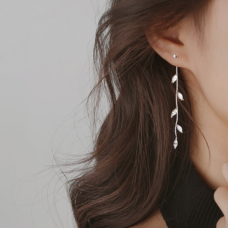 Hot New Silver Needle Willow Leaf Earrings Female Fashion Jewelry   Temperament Simple Long Tassel Earrings For Women Gift