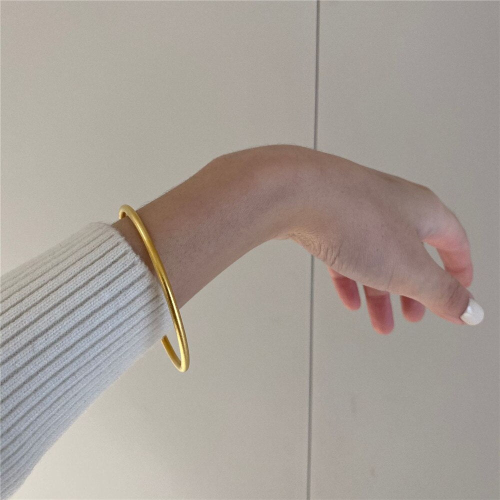 AVEURI 2023 New Fashion Retro Sand Gold Bracelet Simple Closed Golden Bracelet For Women Girl Party Jewellery