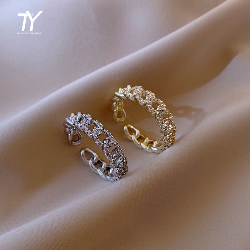 Christmas Gift 2023 New Luxury Zircon Twist Design Gold Silvery Open Ring For Woman Fashion Korean Jewelry Wedding Party Unusual Finger Ring