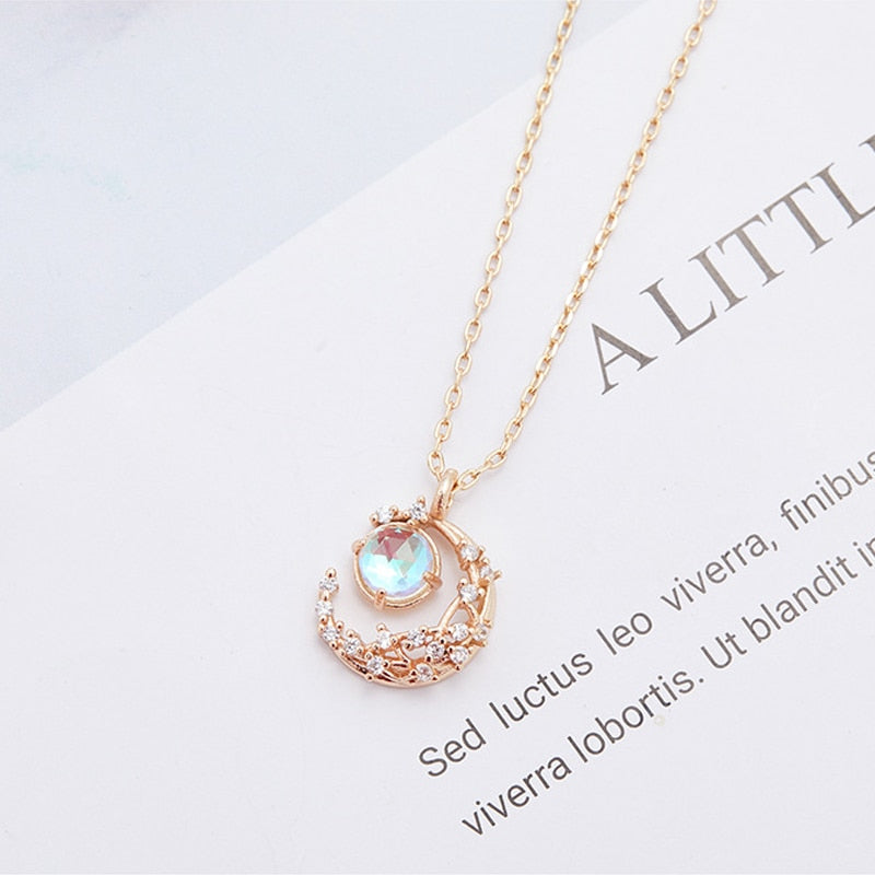 Aveuri Flower Moon Fairy Crystal Necklaces for Women Clavicle Chain Vintage Valentine's Day Birthday Gift Necklace Fashion Jewelry