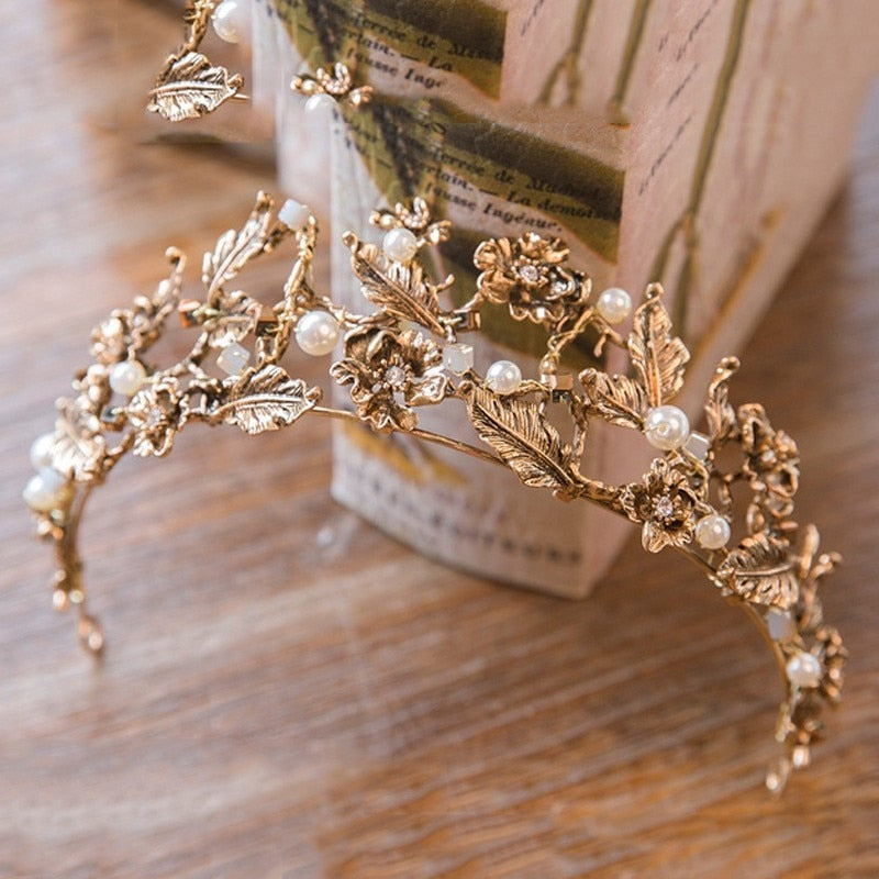 Vintage Baroque Gold Pearl Leaf Bridal Tiara Crystal Crown Hairband Headpiece Vine Tiara Wedding Hair Accessories Bride Headband