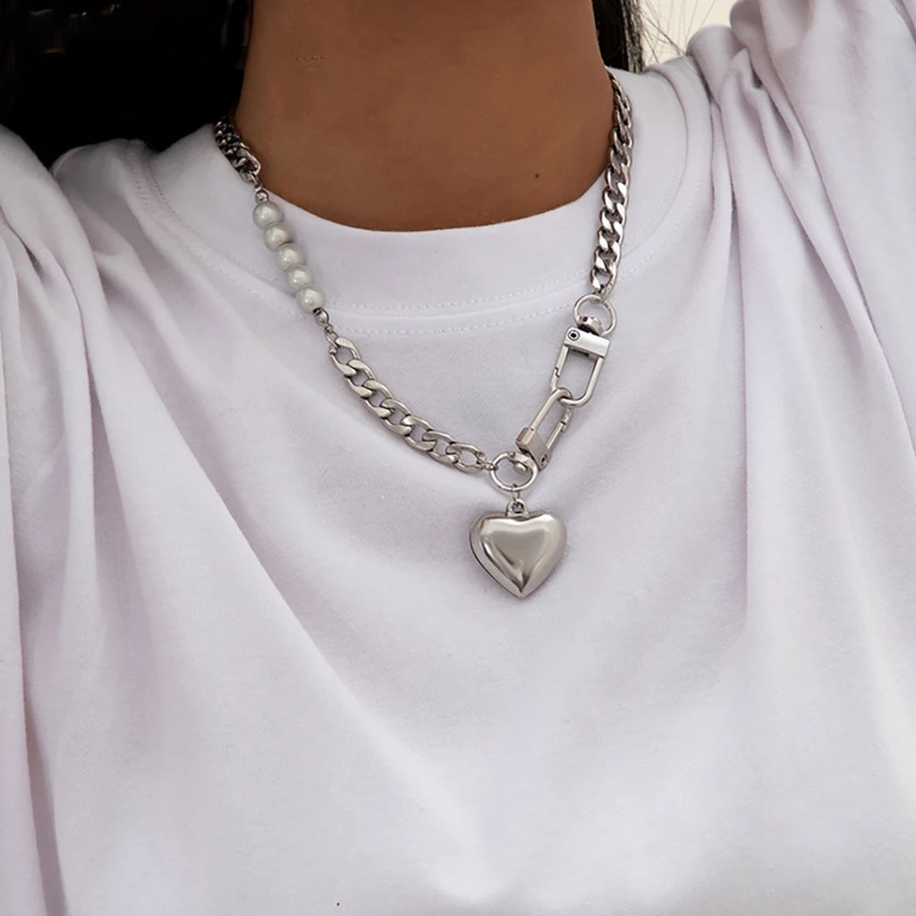 Aveuri Punk Stainless Steel Heart Pendant Necklace for Women Kpop Steel Ball Lock Key Chain Necklace Gothic Jewelry Gift 2023