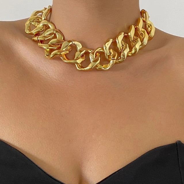 Aveuri High Quality Exaggerated Acrylic Big Chain Necklaces Women Statement Hip Hop Twisted Chunky Thick CCB Link Choker Gothic Jewelry