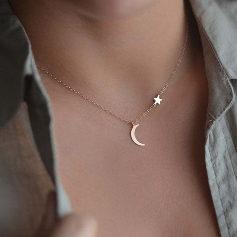 Christmas Gift New Fashion Simple Star & Moon Pendant Necklace For Women New Bijoux Maxi Statement Necklaces Collier Fashion Jewelry