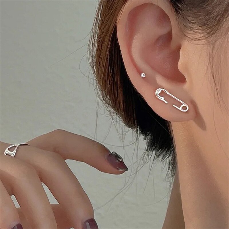 Aveuri 2023 New Korean Fashion Metal Pin Earrings Simple Personality All-Match Party Jewelry For Women Girls
