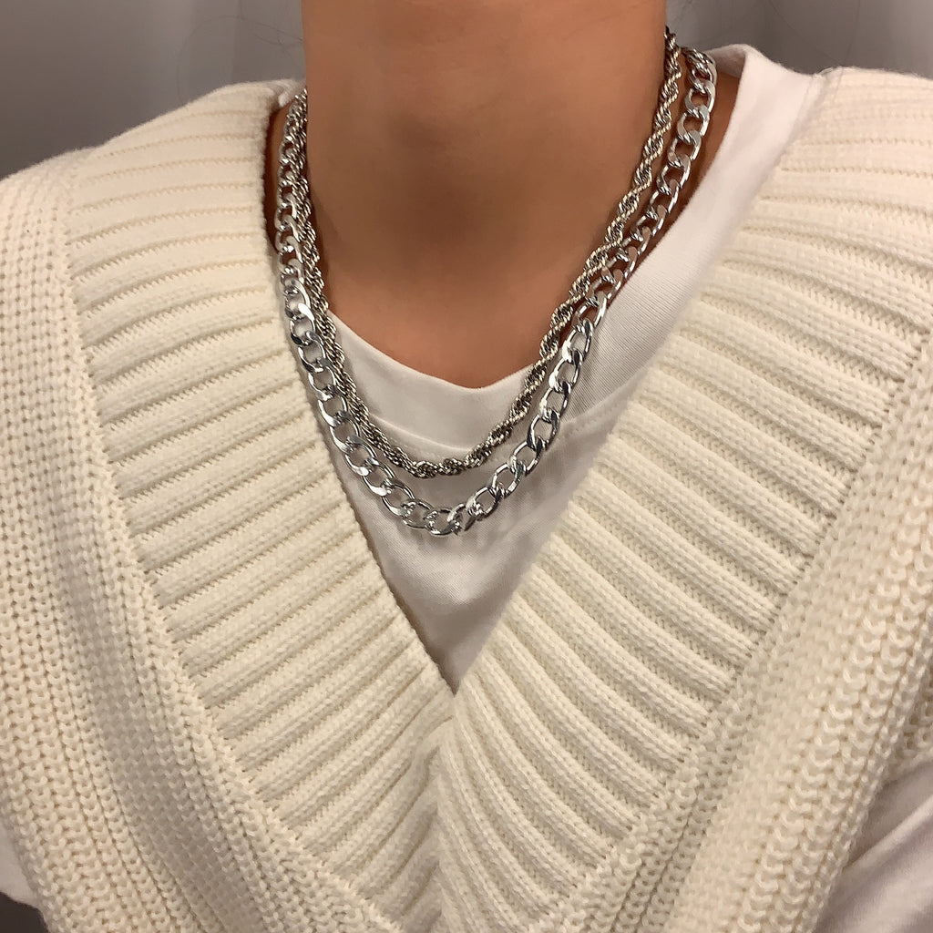 AVEURI  2023 Fashion Punk Multilayer Metal Gold Silver Color Chain Necklace Crystal Lock Pendant Necklace For Women Jewelry