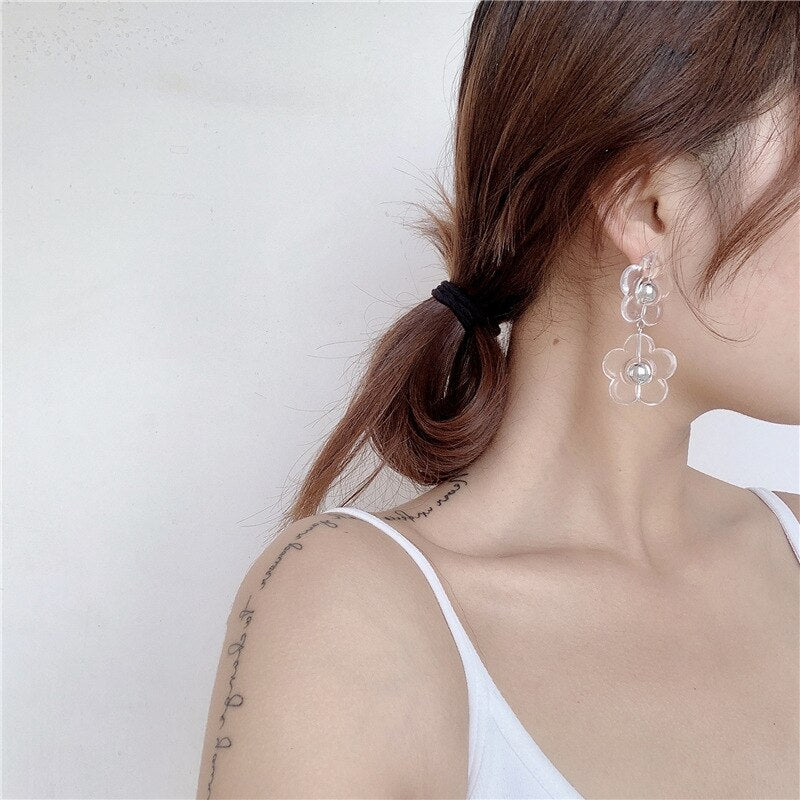 AVEURI Japan Harajuku Cool Transparent Resin Acrylic Flower Long Tassel Drop Earring For Women Party Hot Jewelry