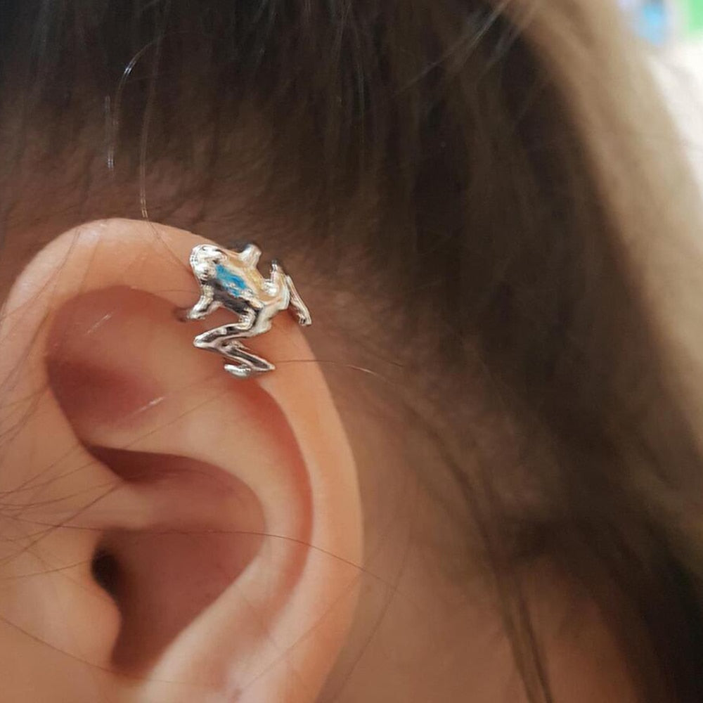 Aveuri Fashion Women's Frog Ear Cuffs Siliver Ear Cuff Clip Earrings For Men Earcuff No Piercing Fake Cartilage Earrings Cute Jewelry