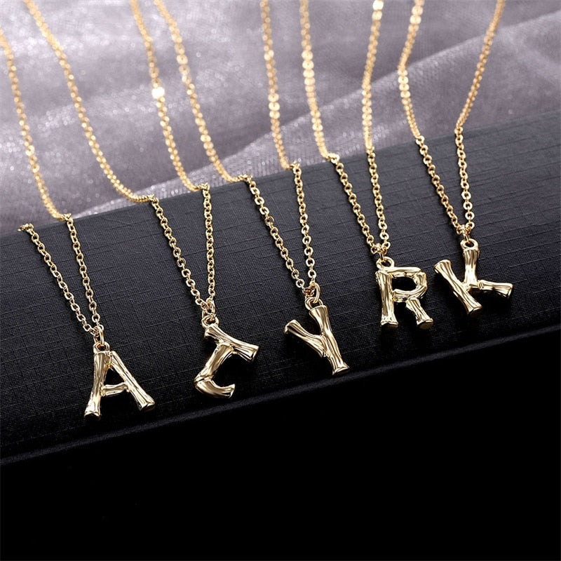 Aveuri Small Gold 26 Letter Necklace Hammered Metal Bamboo Alphabet A-Z Minimalist Initial Pendant Necklace Fashion Twist Chain Jewelry