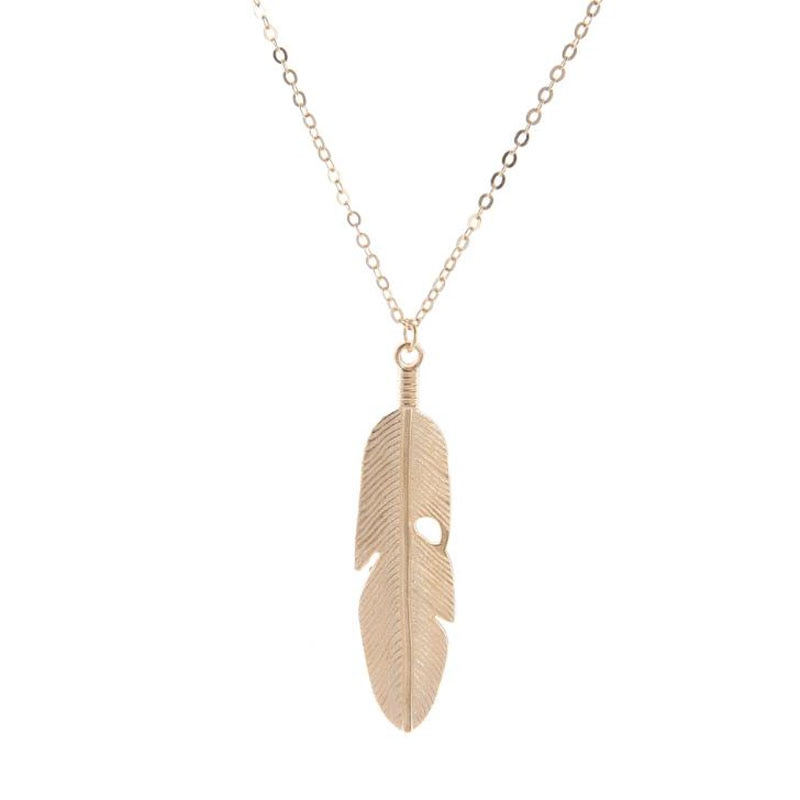 Christmas Gift Simple Feather Pendant Necklace Female Collares Charm Long Sweater Chain Leaf Necklaces for Women collier femme Boho Jewelry