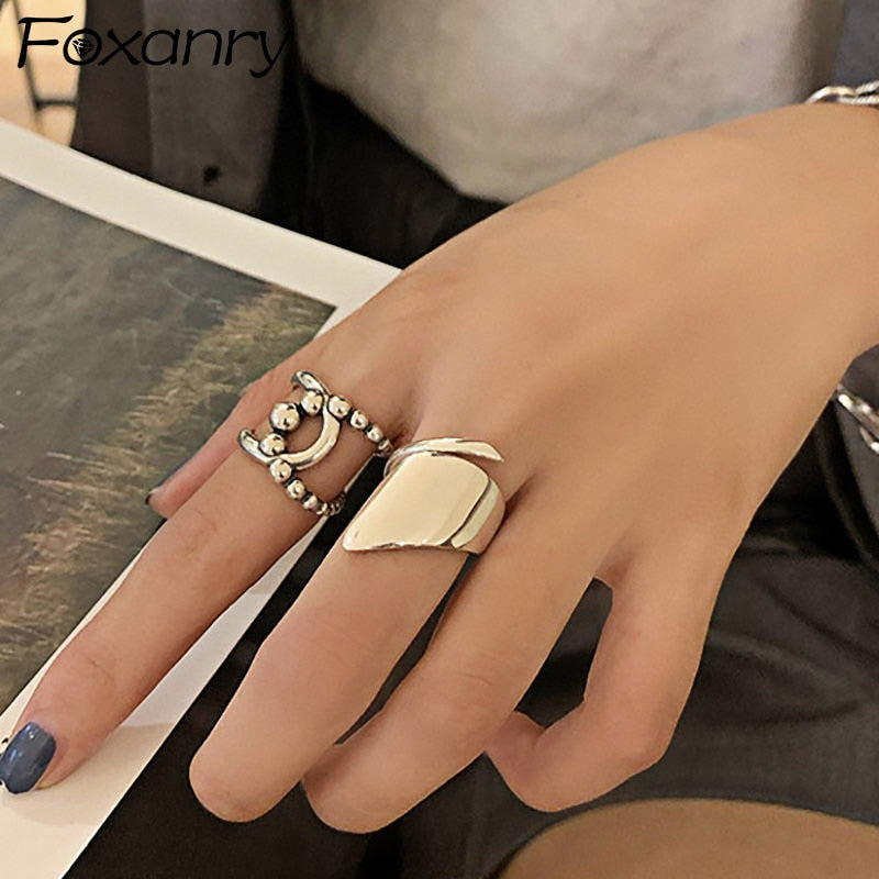 Aveuri Minimalist alloy Smooth Rings for Women New Fashion Vintage Geometric Handmade Birthday Party Jewelry Gift