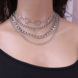 Aveuri Layered Punk Chain Necklace Pendant Necklace Women Choker Metal Chains Goth Jewelry Aesthetic Accessories