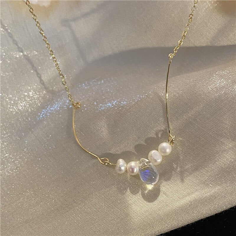 Aveuri Moonstone Pendant Necklace Freshwater Pearl Charm Chain Choker Clavicle For Women Temperament Wedding Fashion Jewelry