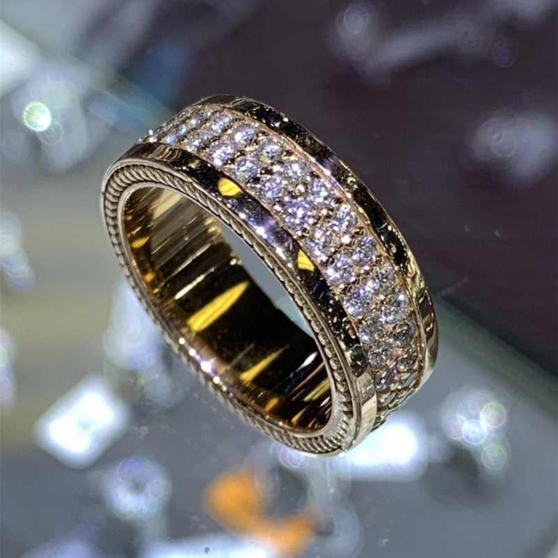 Aveuri Gorgeous Gold Color Women Finger Rings Newly Wedding Engagement Trends Eternity Rings Cubic Zirconia Fashion Jewelry 2021