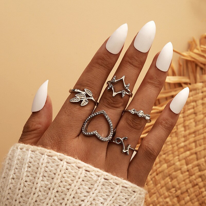 Aveuri Leaf Moon Crescent Rings for Women Antique Sliver Color Punk Knuckle Midi Ring Set Vintage  Jewelry Accessories Wholesale