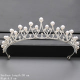 Aveuri Christmas Gift Silver Color Crown and Tiara Hair Accessories For Women Wedding Accessories Crown For Bridal Crystal Rhinestone Tiara Diadema