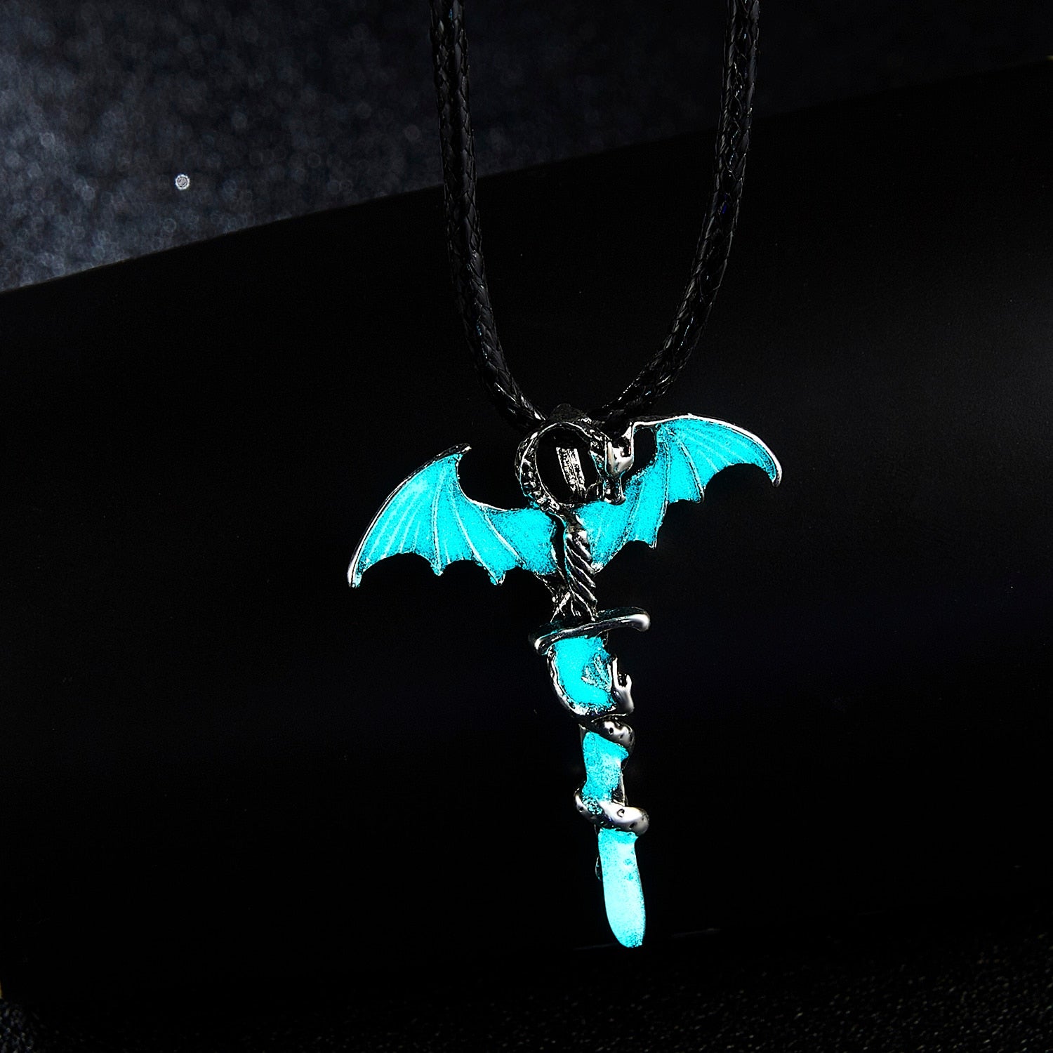 Christmas Gift Rinhoo Vintage Magic Steampunk Glowing Luminous Punk Dragon Pendants Necklaces Mens Jewelry Glow In the dark Pendant Necklace