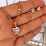 Aveuri Goth Heart Necklace For Women Lovers Gold Stainless Steel Chain Chocker Female Pendant Necklace Cute Zircon Heart Jewlery 2023