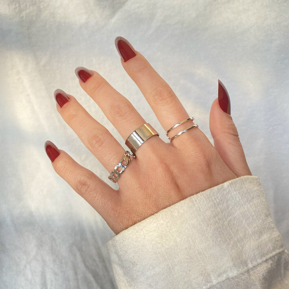 Aveuri Punk Gold Wide Chain Rings Set For Women Girls Fashion Irregular Finger Thin Rings Gift 2023 Female Jewelry Party