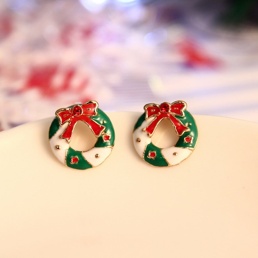 Christmas Gift  Christmas Stud Earrings Rhinestone Snowflake Elk Earrings Pendant Ear Jewelry Women Cute Christmas Festival New Year Gift