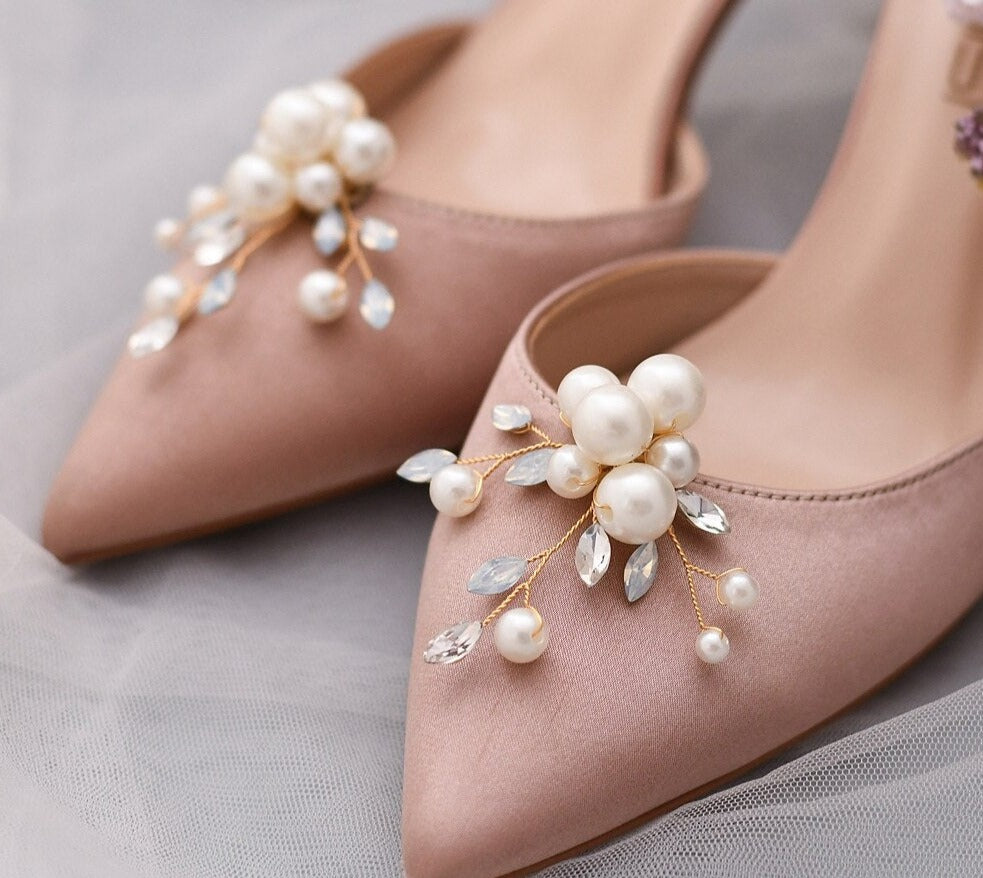 Aveuri lot Removable Bride High Heel Clip Rhinestone Wedding Shoes Buckle Women Decoration Pearls Floral Bead Shoe Clips