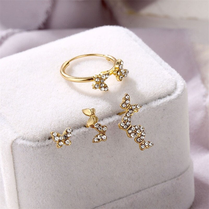 Aveuri Christmas Gift EN 4 Pcs Bohemian Fashion Crystal Butterfly Stud Earring Set 2023 Circle Earrings For Women Femme Cute Punk Jewelry Gifts Party