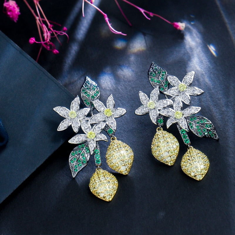 Christmas Gift Unique Design Art Deco Cluster Leaf Long Dangling Drop White Green Cubic Zirconia Earrings for Women Prom Party CZ709