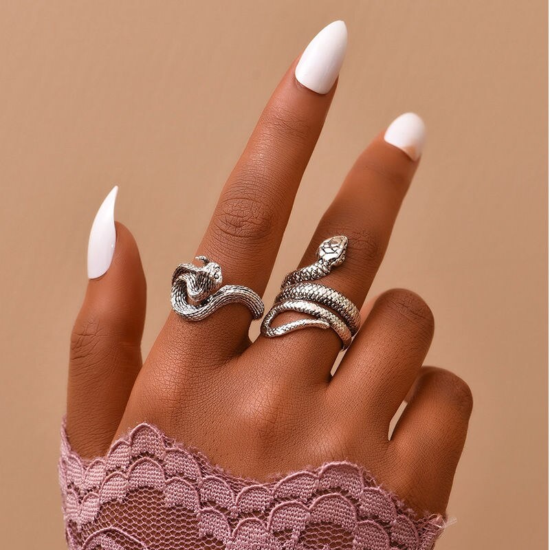 Aveuri 2023 Vintage Carving Charm Dragon Snake Castle Oval Ring Sets For Women Male Geometric Smooth Fold Wide Rings Statement Party Jewelry