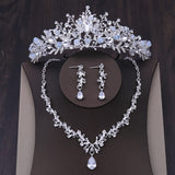 Aveuri 2023 Back To School Luxury Crystal Heart Wedding Jewelry Sets Rhinestone Crown Tiara Choker Necklace Earrings Bridal Dubai African Beads Jewelry Set