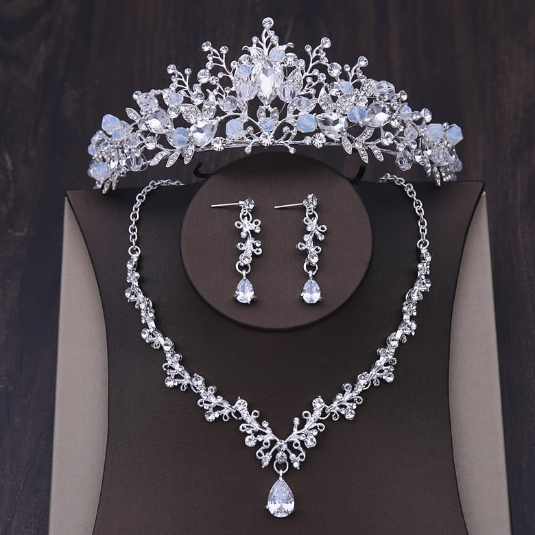 Luxury Crystal Heart Wedding Jewelry Sets Rhinestone Crown Tiara Choker Necklace Earrings Bridal Dubai African Beads Jewelry Set