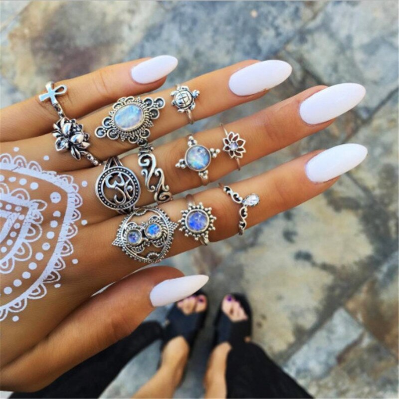 Aveuri Bohemia Elephant Flower Carving Rings Set For Women Vintage Green Opal Stone Finger Knuckle Midi Rings Jewelry