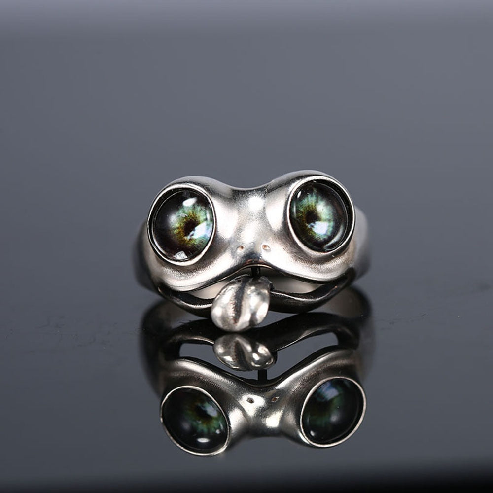 Aveuri  Men Women Cute Tongue Twisting Frog Ring Simple Design Green Eyes Frog Rings Engagement Wedding Rings Jewelry Party Gift