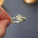 Aveuri Snowflake Rings For Women Korean Cute Zircon Light Gold Color Wedding Ring Wholesale Jewelry Christmas Gift KCR093