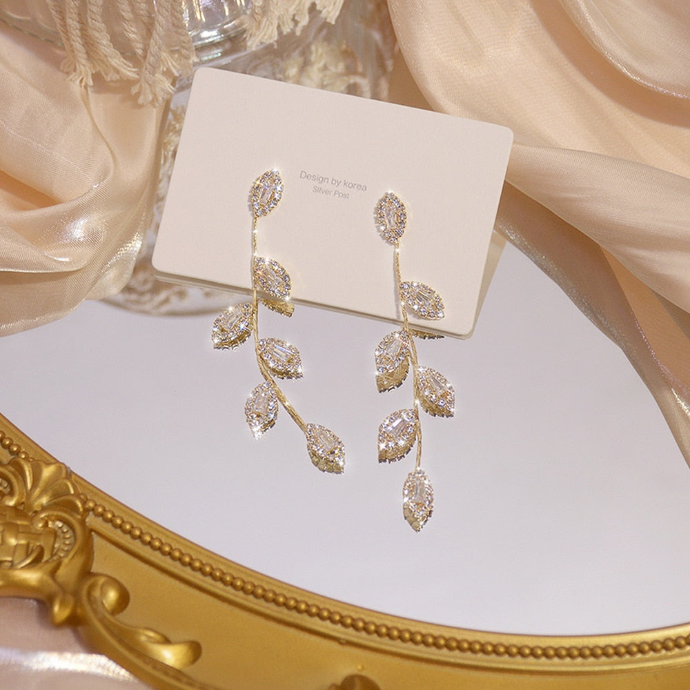 Christmas Gift JUWANG Luxury 14K Real Gold Plated Leaves Earring Delicate Micro Inlaid Cubic Zircon CZ Stud Earrings Wedding Jewelry Pendant