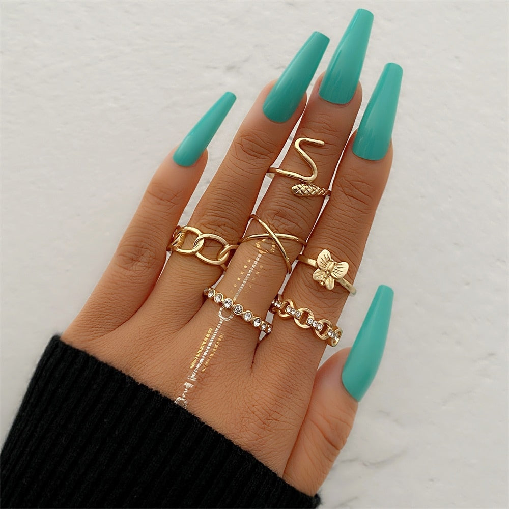 Aveuri Punk Vintage Gold Wide Chain Rings Set For Women Girls Fashion Irregular Finger Thin Rings Gift 2023  Female Jewelry Party