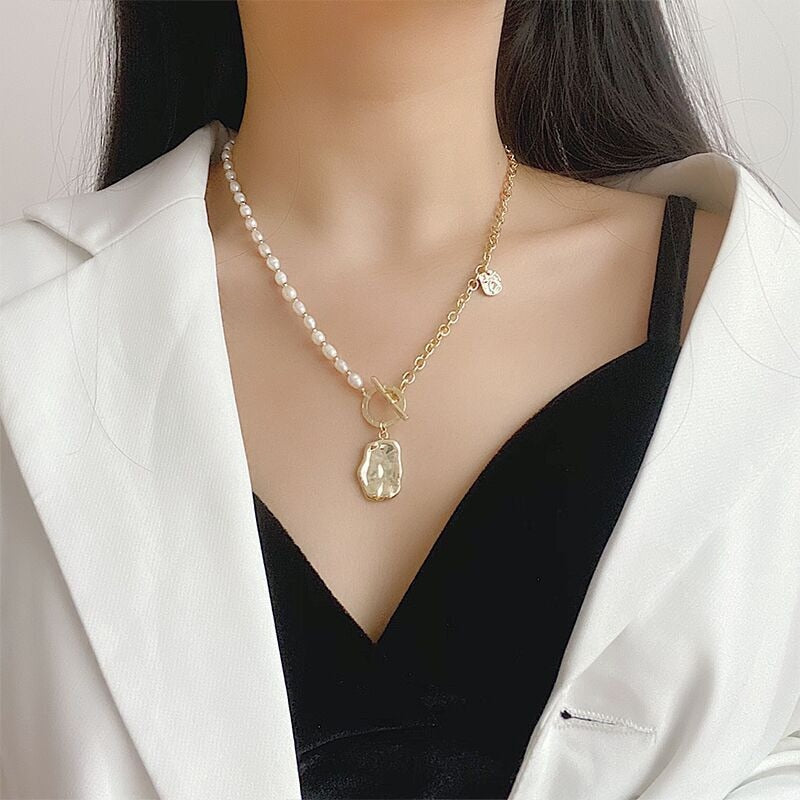 Aveuri Vintage Baroque Irregular Pearl Lock Chain Necklace Geometric Freshwater Pearl Pendant Necklaces For Women Punk Jewelry
