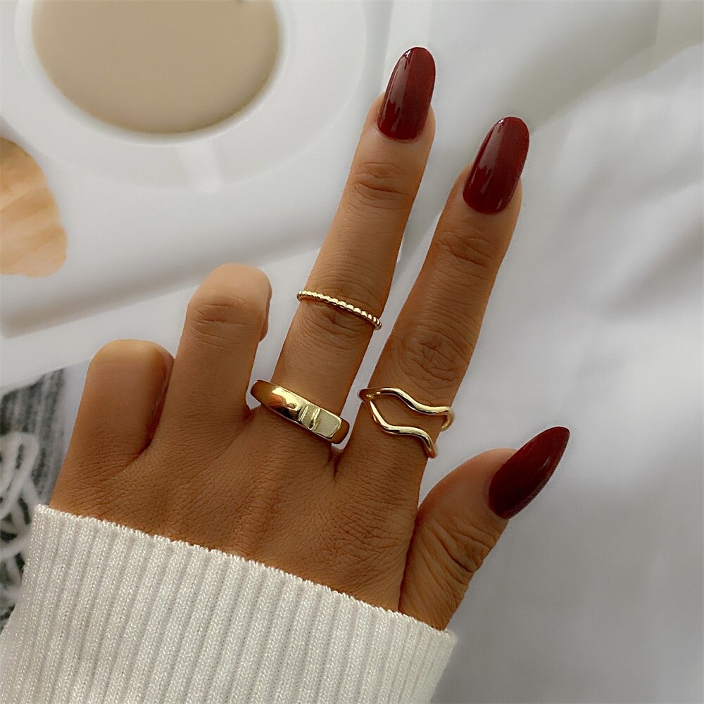 Aveuri Punk Gold Wide Chain Rings Set For Women Girls Fashion Irregular Finger Thin Rings Gift 2023 Female Jewelry Party