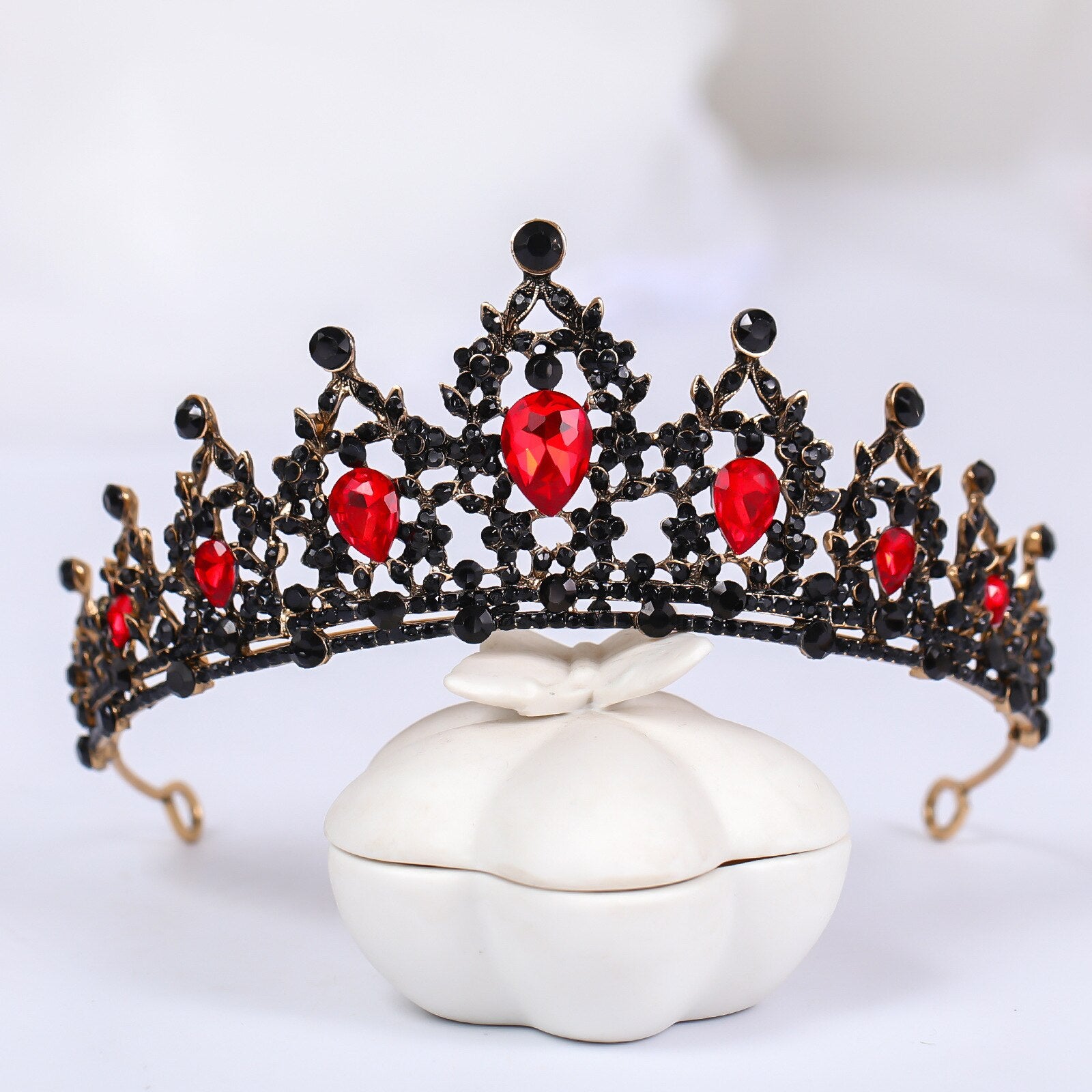 Aveuri Christmas Gift Vintage Baroque Headbands Crystal Luxury Tiaras Crowns Bride Headpieces Bridal Hair Jewelry for Women Wedding Hair Accessories