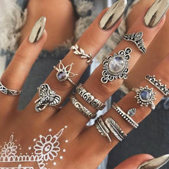 Aveuri 2024 12pcs/Set Fashion Elephant Knuckle Rings Set For Women Crystal Stone Feather finger Ring Female Boho Party Jewelry Gift